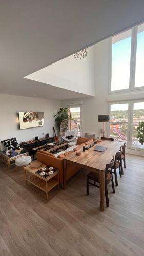 Duplex de la Gare, Grande Terrasse, Jacuzzi