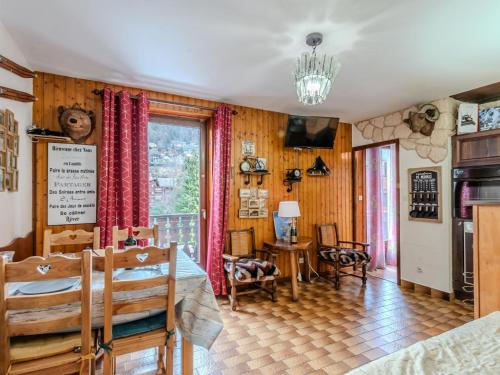 Appartement Centre Morzine à 200m des Pistes, 4 Pers, Balcon, Parking, Wifi, Linge Inclus - FR-1-754-65