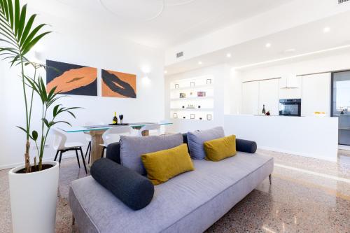 Adventura Penthouse