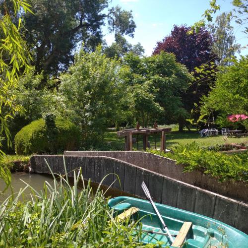 Photo de la galerie de l'établissement le gîte au pied des chevaux, à Baugé