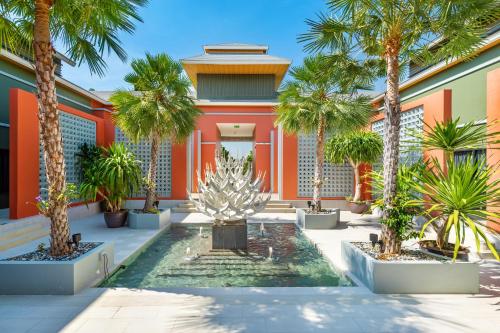 En have udenfor Phukalini Luxury Pool Villa & Onsen