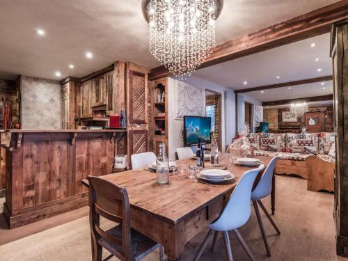 Courchevel 1850 - Apt 65m² - 4 pers - Skis aux Pieds - Centre Station - FR-1-631-183