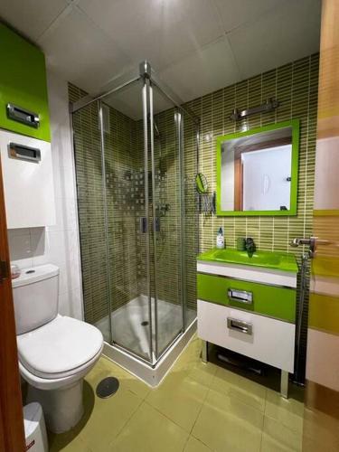 Luxurious 2BR Sea Panoramic View Pool Gym