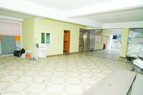 Predvorje ili recepcija u objektu LEE PARADISE INN