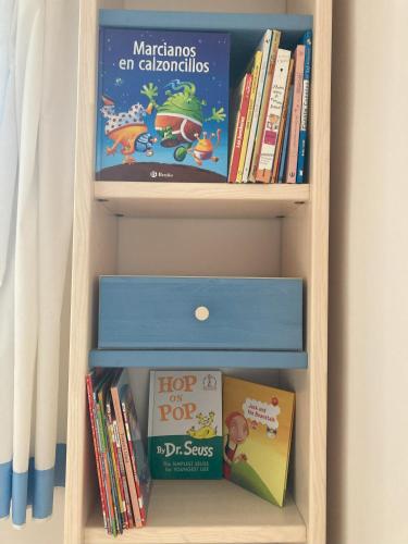Perpustakaan di rumah percutian