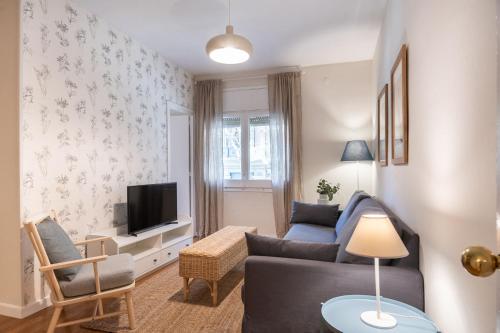 Comfortable 3-Bedroom Apartment next to Sagrada Familia, Barcelona