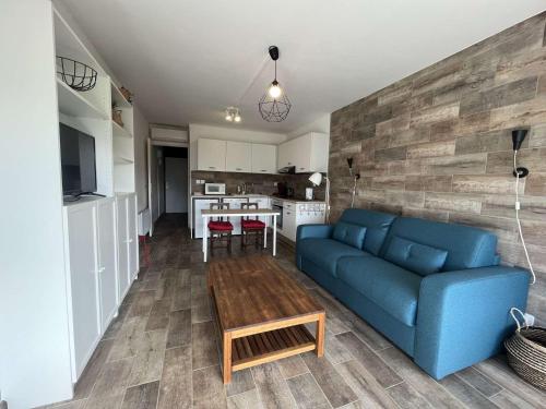 Climatisation, connexion fibre, au cœur des Sablettes, tout à pied...