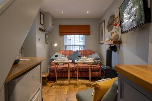 Kitten Cottage – Photos 4