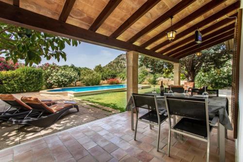 3 bedrooms villa with pool near Pollensa by Renthousing