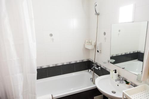 Bilik mandi di Kalina Apart
