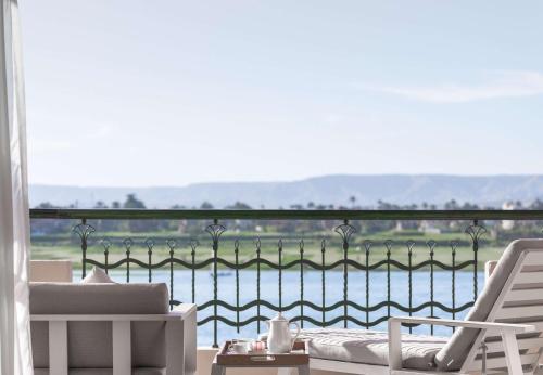 Μπαλκόνι ή βεράντα στο Steigenberger Nile Palace Luxor - Convention Center