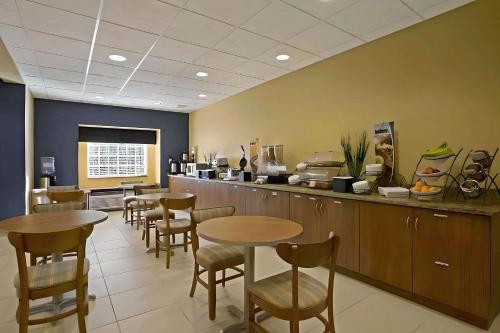 Gallery image of Quality Inn & Suites in Washington