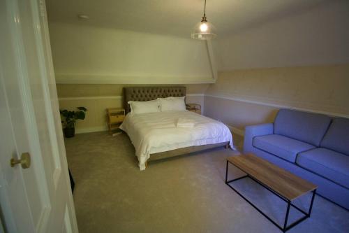 Mossley Hill Retreat photo 96