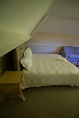 Mossley Hill Retreat photo 97