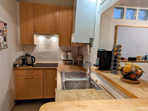 Photo de la galerie de l'établissement Superbe appartement - rue privée, à Paris