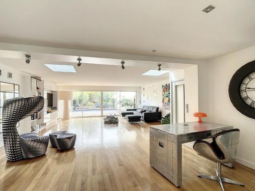 Photo de la galerie de l'établissement Chambre d’hôtes Stéphane, à Puteaux