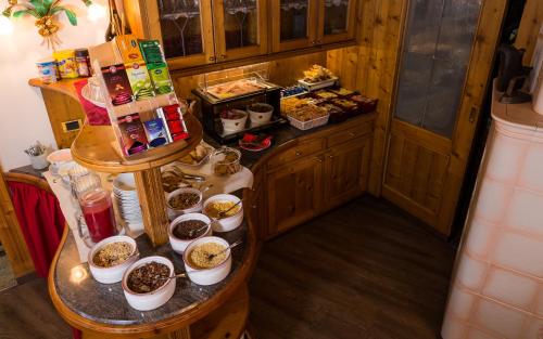 Mad på hotellet eller i nærheden