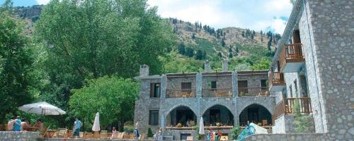 Lefteri Loukias 4 Hotel rooms Retreat in Tzoumerka