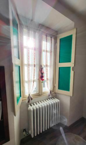 Gallery image of Cretallaz - Rustic house in strategic location with castle view, free parking and WiFi in Saint-Pierre