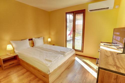 Galeriebild der Unterkunft Етно комплекс "Поп Грую Бански" in Banya