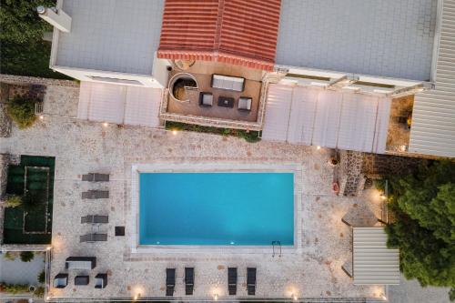 Kolam renang di atau dekat dengan Zefis Villa Aegina