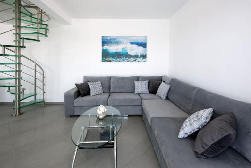 Cp 5 Bedrooms NL Villas Lucas Clara Pyrgi