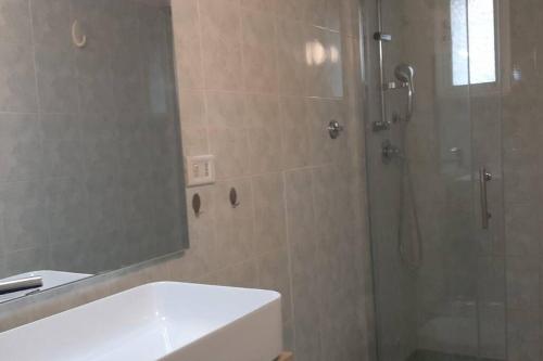 Caterina Apt San Lorenzo 2camere