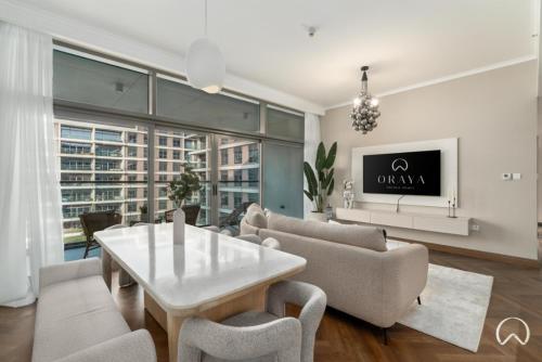 Oraya - Stunning 2BR- Mulberry Dubai Hills, Pool-Park view