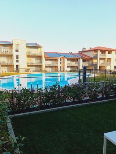Bazén v ubytování New Apartment Lazise nebo v jeho okolí