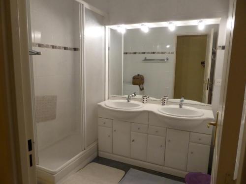 Ванная комната в Appartement Saint-Jean-de-Luz Centre