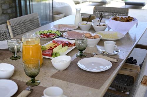 Bonzoe Suites & Villas photo 2