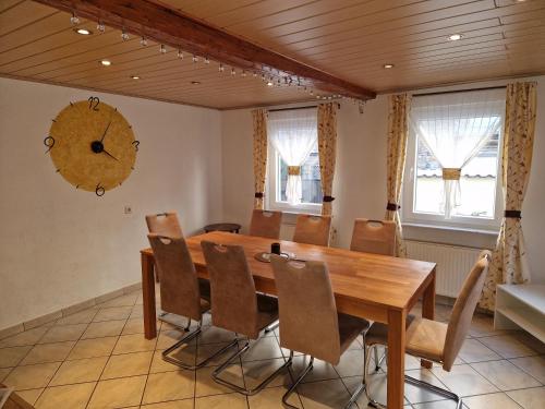 Posezení v ubytování Ferienwohnung Blumenshein bei Speyer Karlsruhe Familienfreundlich 5 Pers