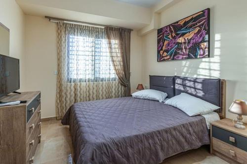 Nikolas City Home
