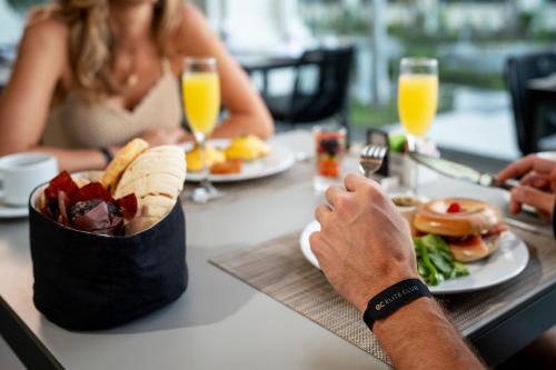 Jídlo v rezortu nebo okolí