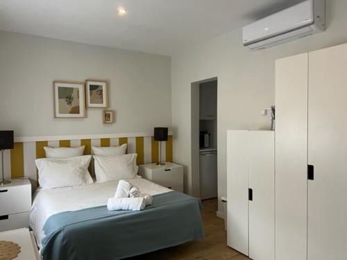Charming Studio Apartment in Campolide - Z F
