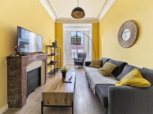 Luxury Homeplace in Nice Center
