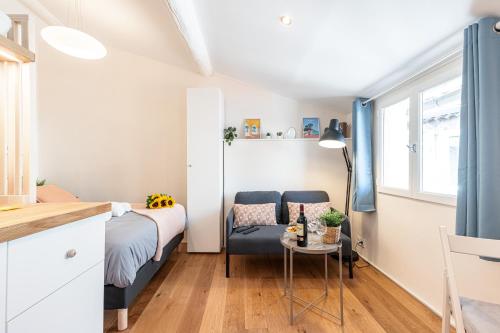 FEEL HOME - COLLET