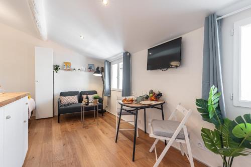 FEEL HOME - COLLET