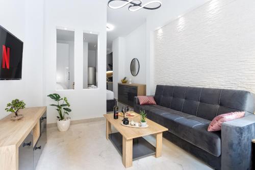 New Glamorous Apartment in Downtown