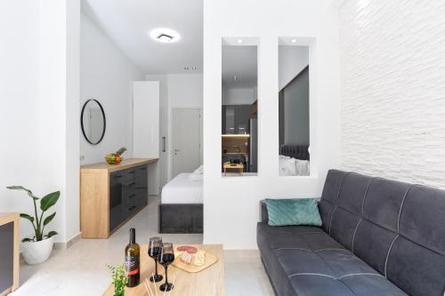 New Luxury Apartment in Downtown