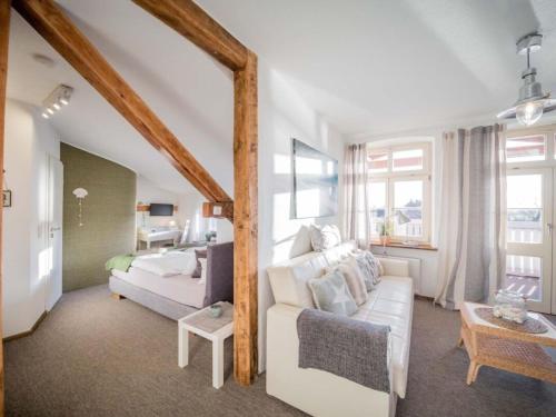 Χώρος καθιστικού στο Apartment Pond View Comfortable Vacation Home