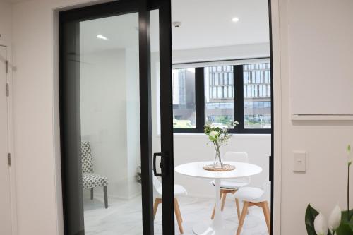 Φωτογραφία από το άλμπουμ του Lovely Central City Apartment St Asaph Street 103 σε Christchurch