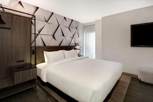 SpringHill Suites by Marriott New York Midtown Manhattan/Park Ave Image