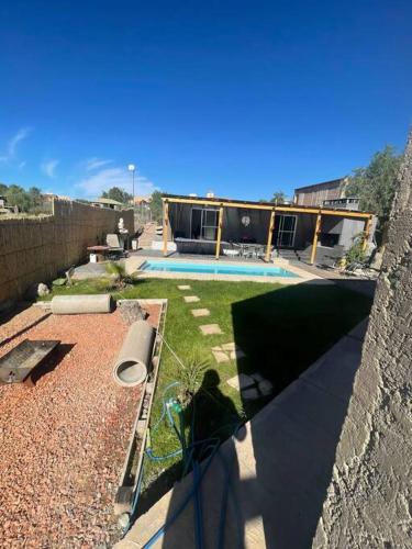 Bazén v ubytování Casa de montaña nebo v jeho okolí