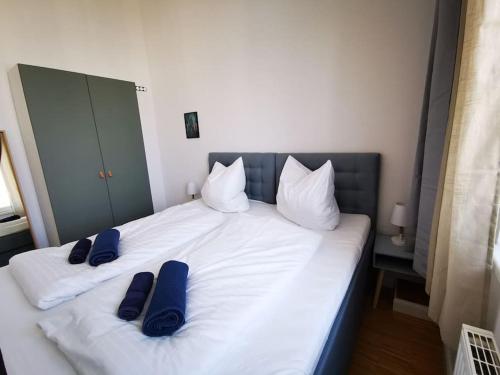 SC 07 by ROCKCHAIR Apartments l SUPERHOST Status l 2,5 Bedrooms Boxspringbeds Balcony Elevator welcomes you! photo 24