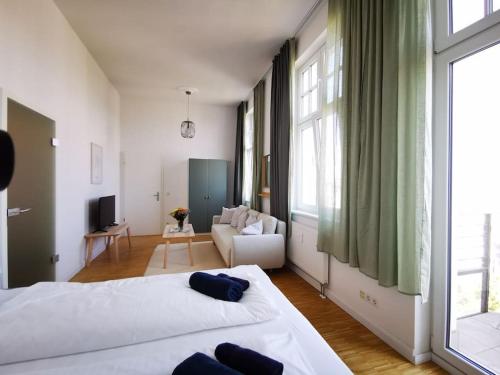 SC 07 by ROCKCHAIR Apartments l SUPERHOST Status l 2,5 Bedrooms Boxspringbeds Balcony Elevator welcomes you! photo 27