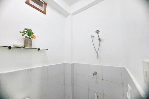 Koupelna v ubytování Charlz Angel Inn Iloilo