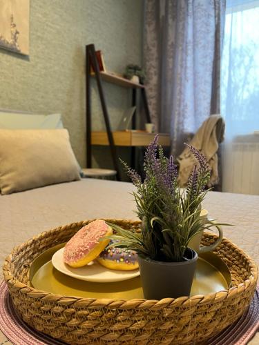 Postel nebo postele na pokoji v ubytování Romantic Flat near Fama Bus Station