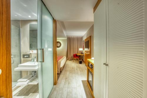 Azalaï Hôtel Dakarにあるバスルーム