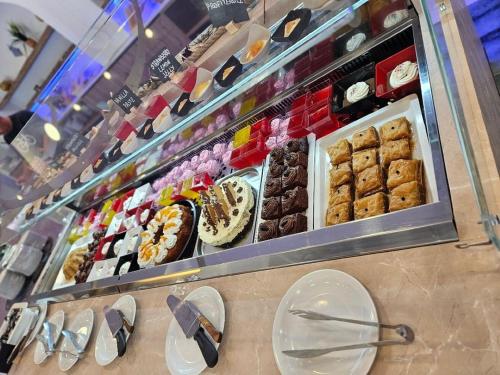 Mad på hotellet eller i nærheden